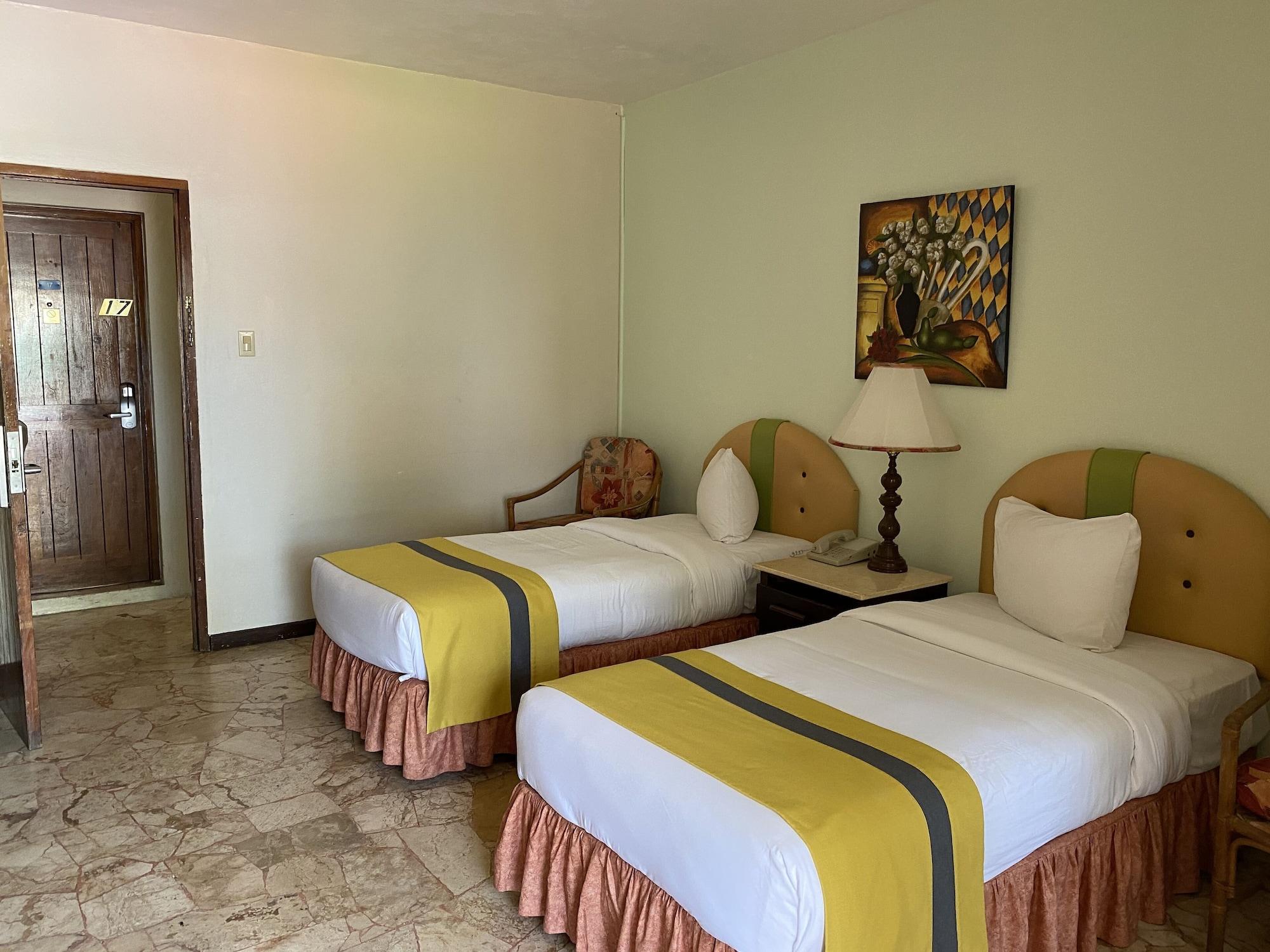 Toby'S Resort Montego Bay Esterno foto