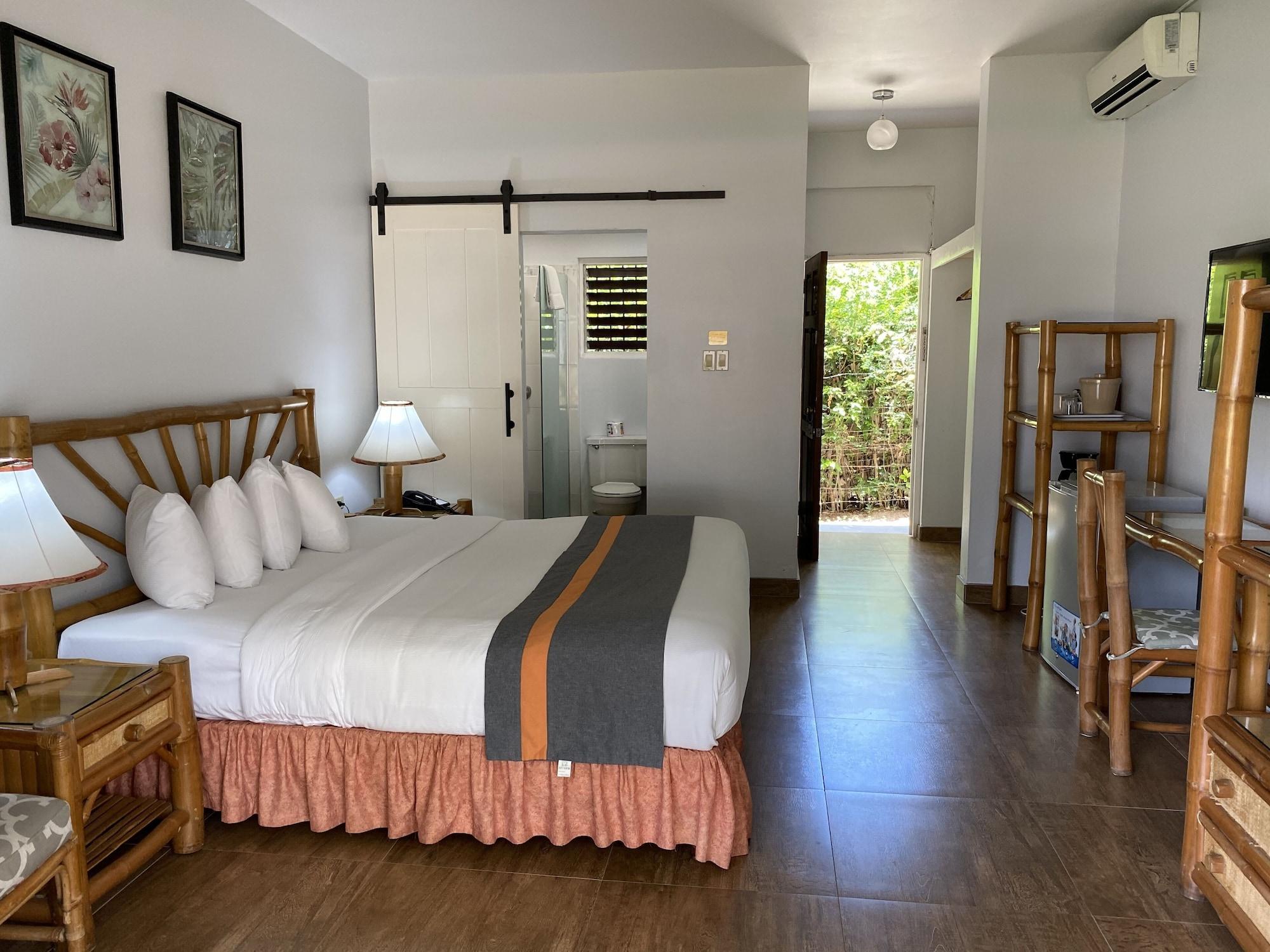 Toby'S Resort Montego Bay Esterno foto