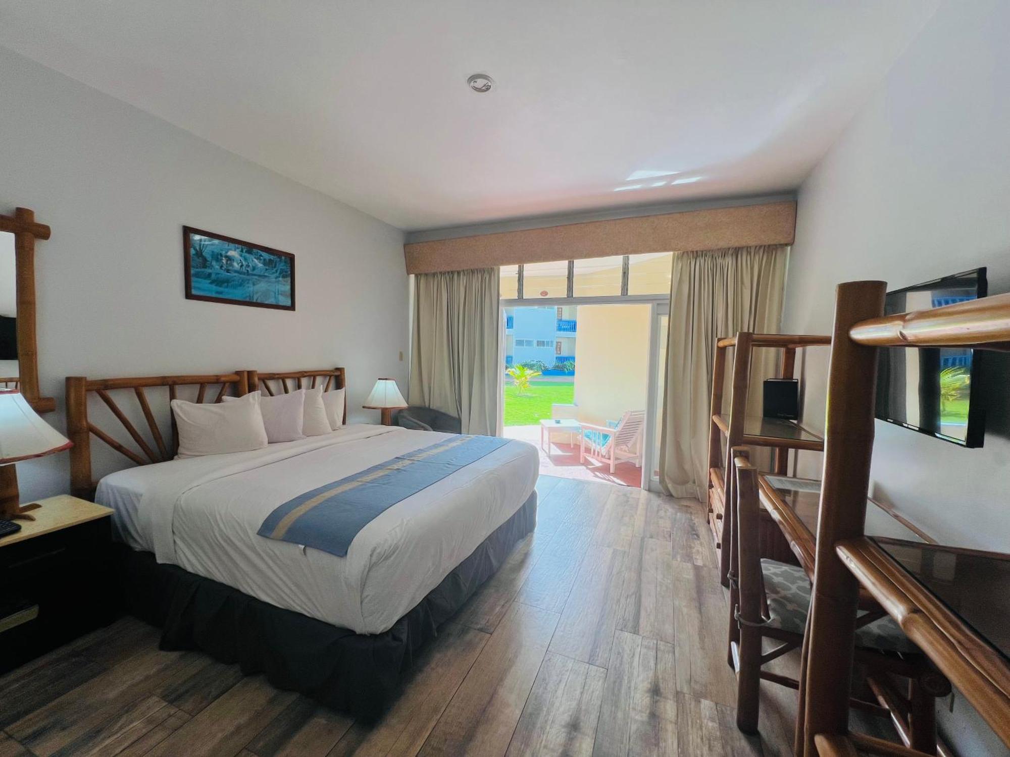 Toby'S Resort Montego Bay Esterno foto